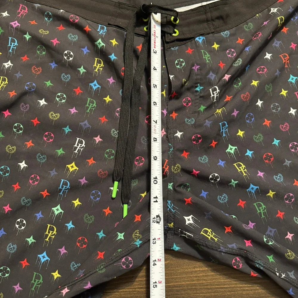 Dixxon Flannel CO. Board Shorts Stay Bougie Mens Size 40  Black Graphic Graffiti